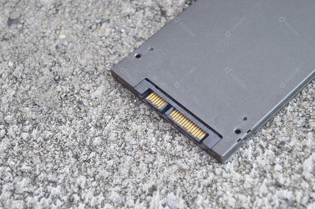 O disco SSD do laptop é uma tecnologia moderna. amplamente utilizado