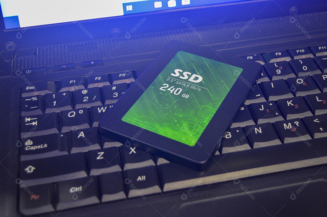 As unidades SSD são muito populares atualmente; os SSDs são colocados em laptops.