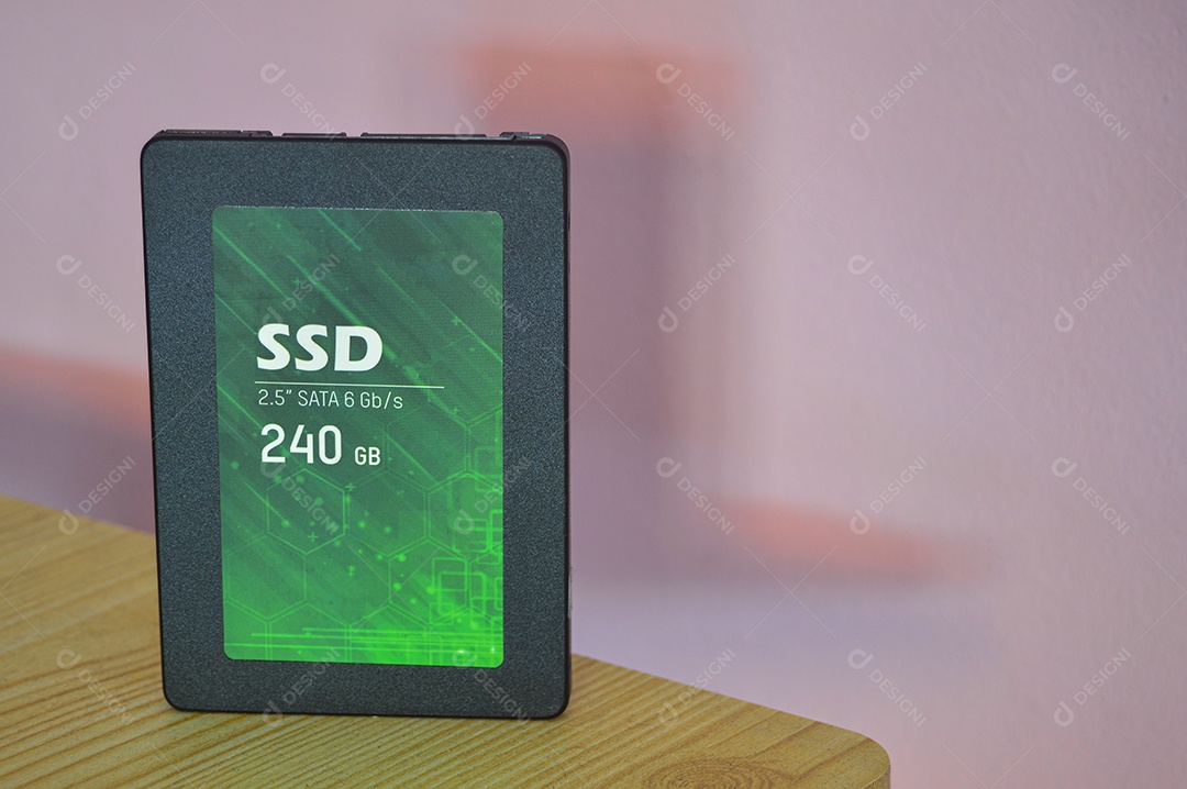 SSD de alta velocidade, unidades SSD são muito populares.