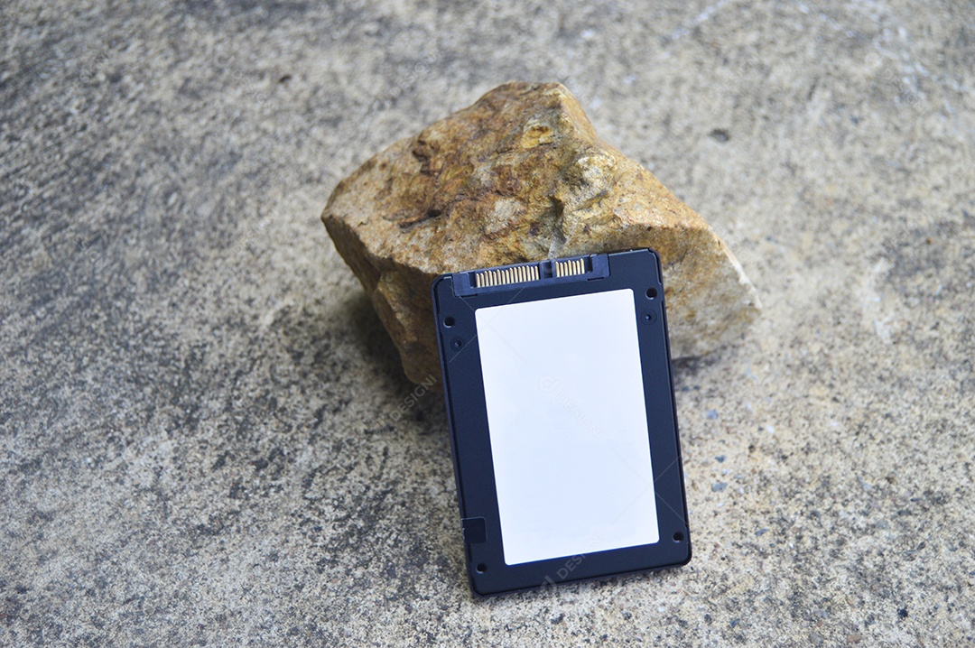 SSD de alta velocidade, unidades SSD são muito populares.