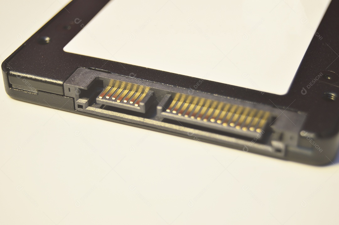 Porta ssd sata usada para conectar entre o disco rígido e a placa-mãe