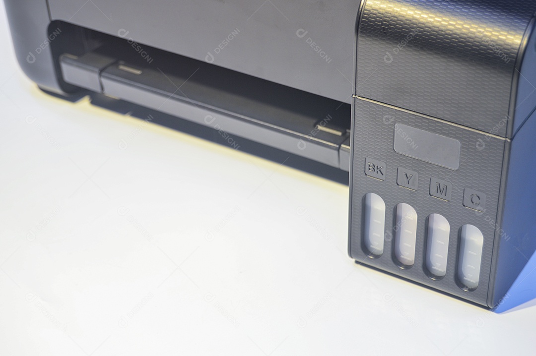 As impressoras do tipo tanque de tinta de recarga são muito populares hoje em dia.