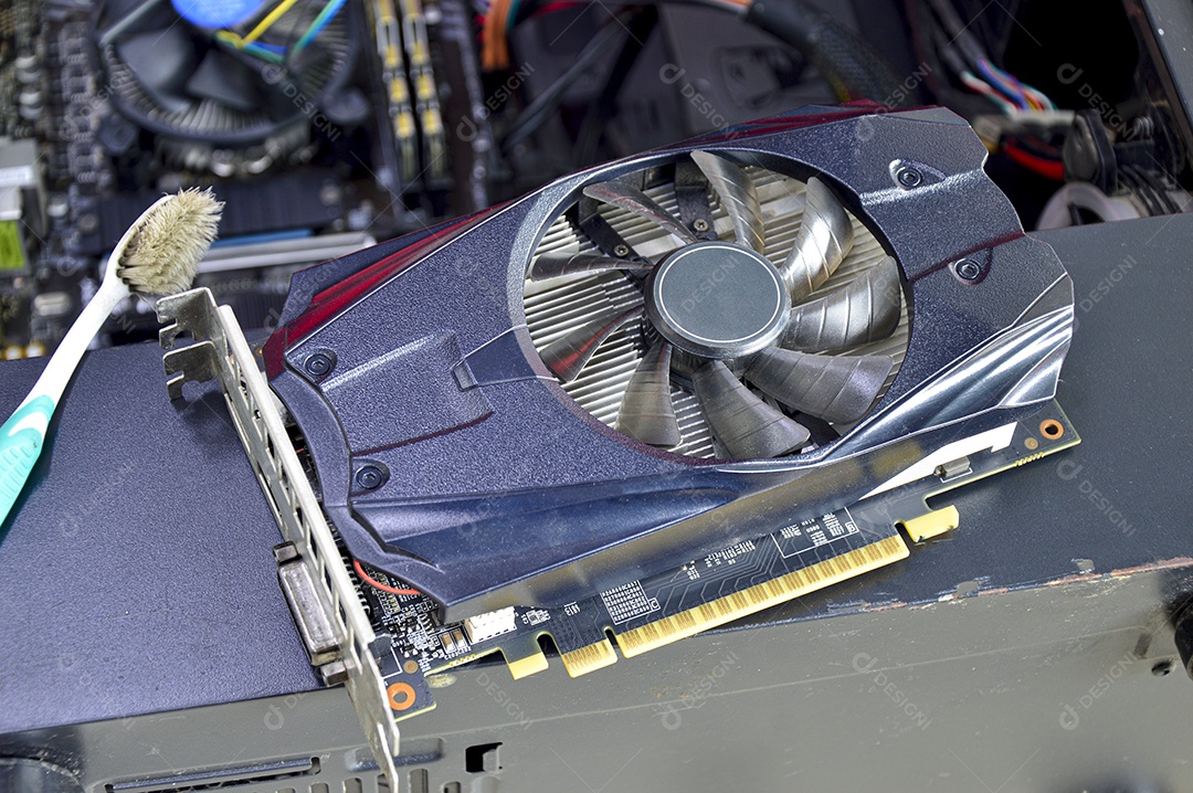 Vista superior da placa gráfica com estado antigo