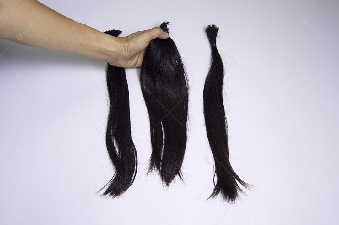 Doe cabelos para pacientes com câncer de mama Doe perucas para pacientes com câncer de mama e leucemia. Doe para uma instituição de caridade contra o câncer