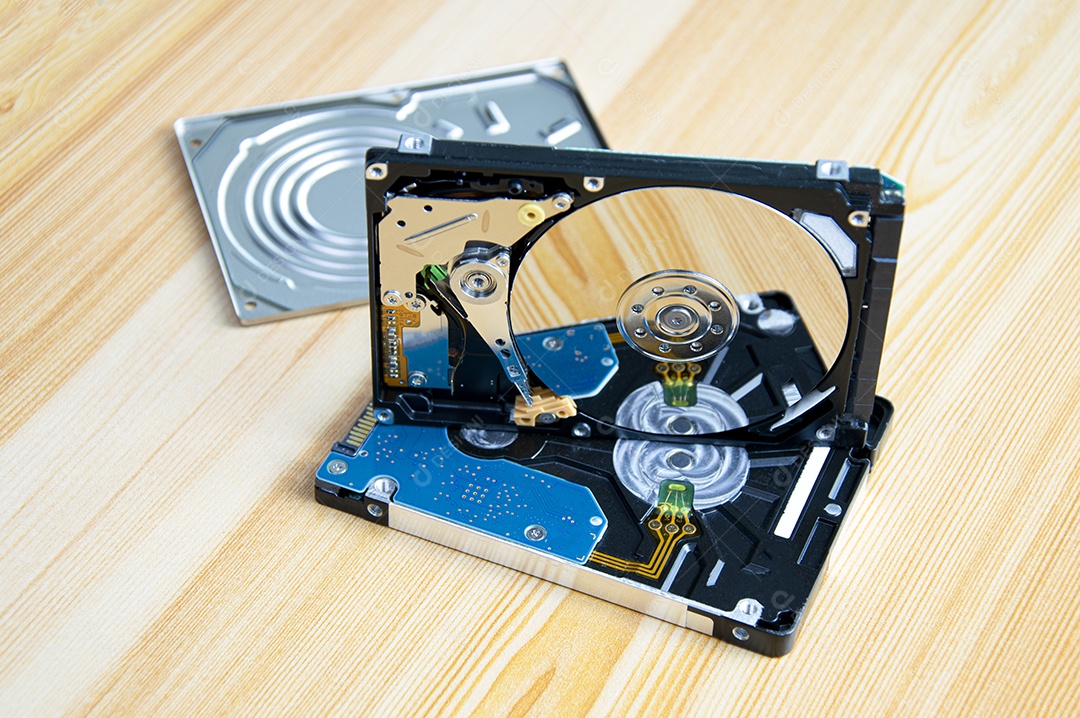 A unidade de disco rígido de 2,5 polegadas é a parte usada para armazenar dados