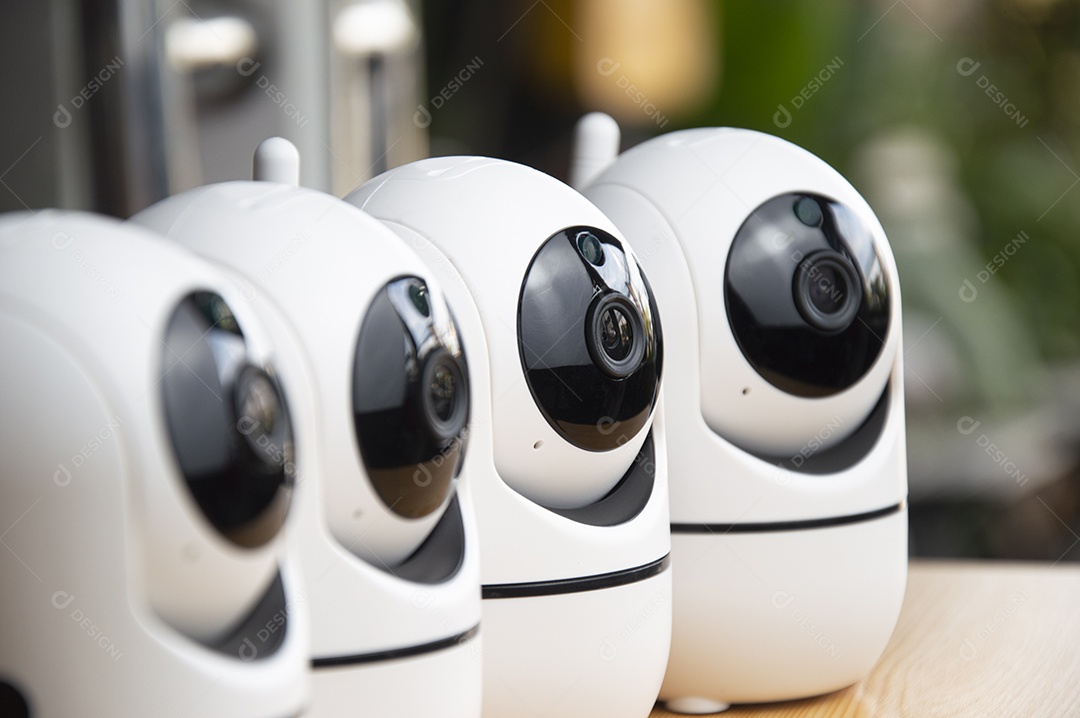 Câmeras IP brancas muito populares para fins de segurança