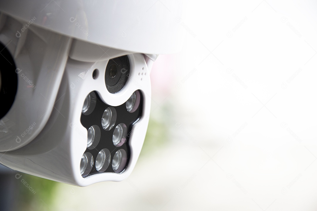 Instale câmeras IP CCTV ou sistemas de vigilância de tecnologia avançada