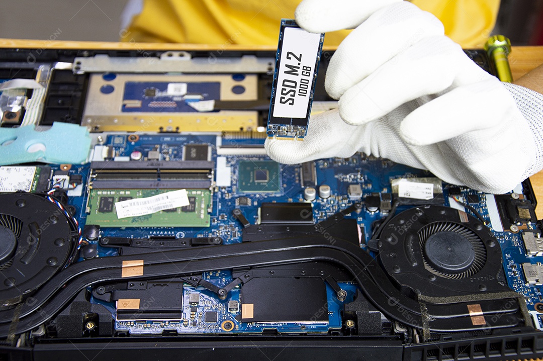 SSD M.2 é uma nova tecnologia muito popular pequeno e alto desempenho