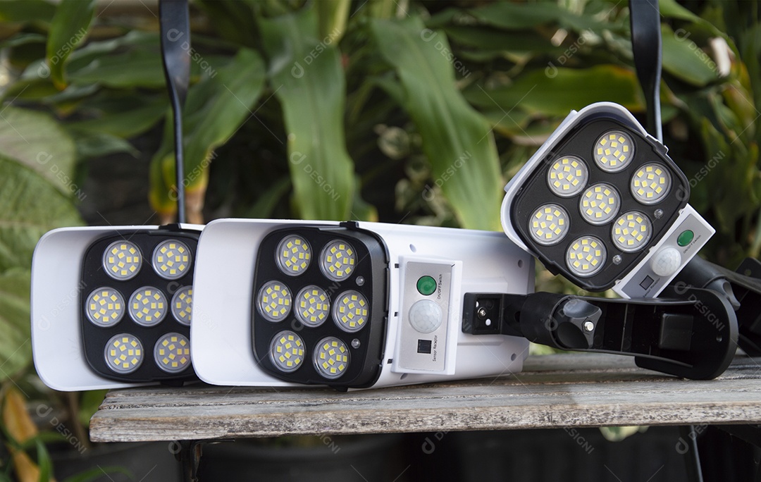 Lâmpadas de energia solar