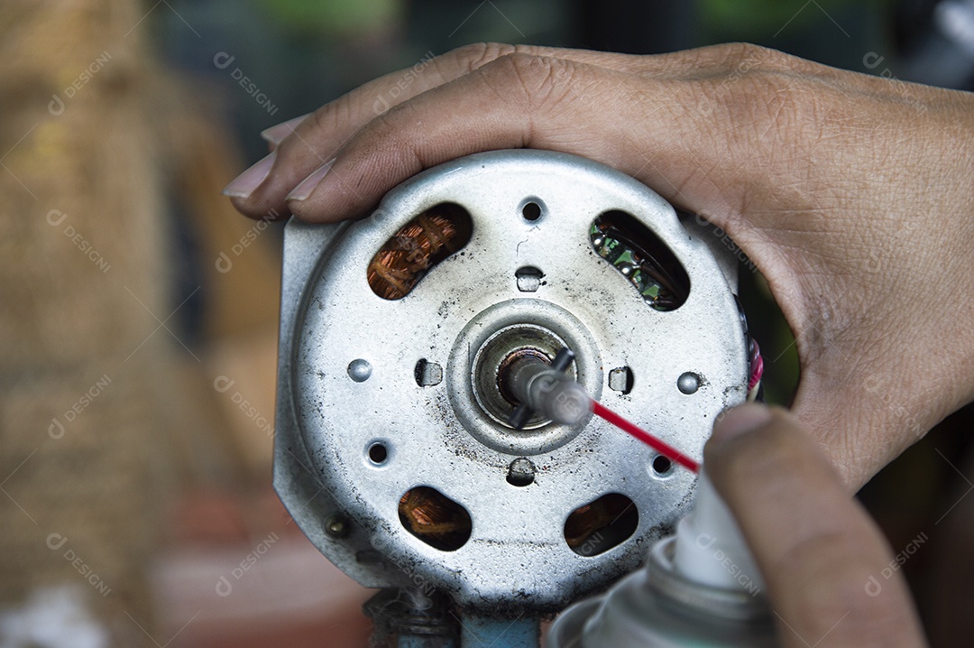 Vista frontal do motor do ventilador reparo