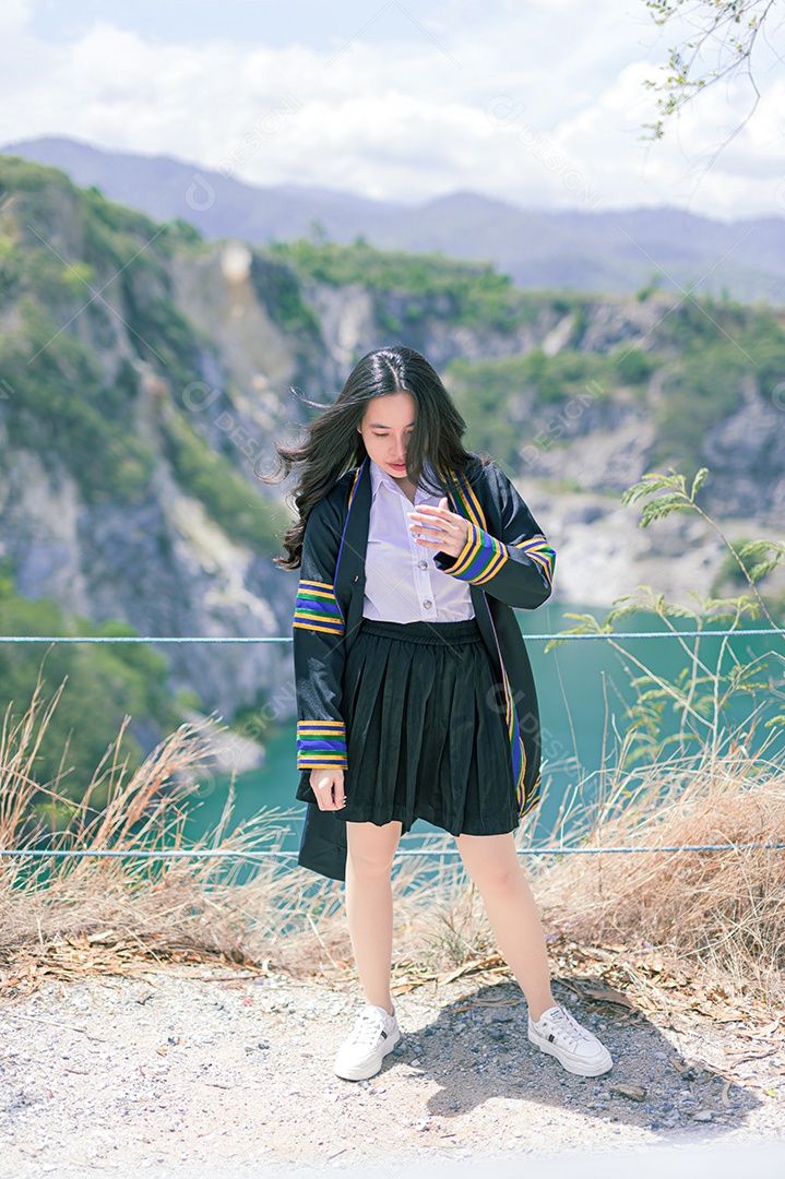 Aluna que aprenderam com sucesso estudam graduação