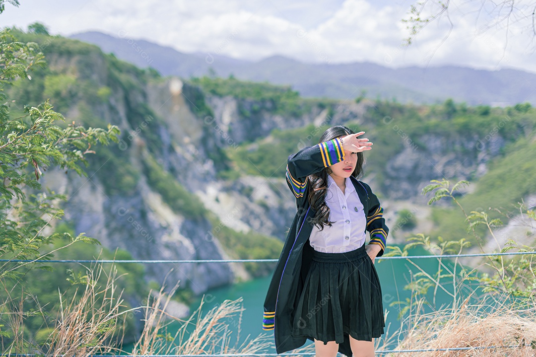 Aluna que aprenderam com sucesso estudam graduação