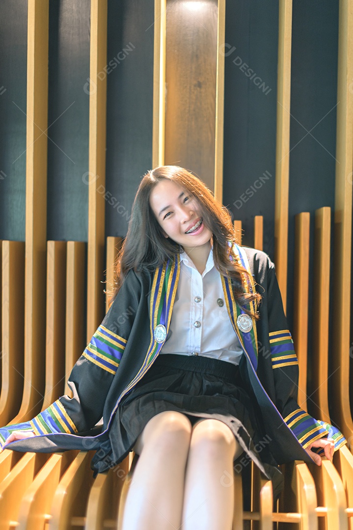 Aluna que aprenderam com sucesso estudam graduação