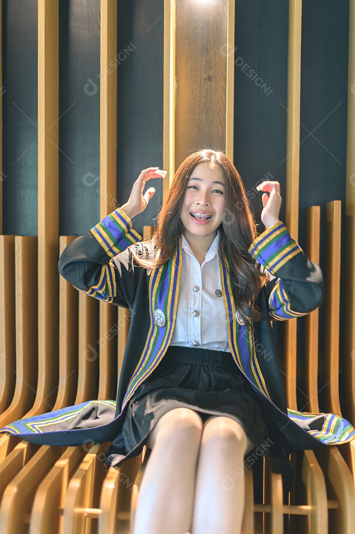 Aluna que aprenderam com sucesso estudam graduação