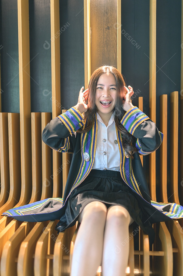 Aluna que aprenderam com sucesso estudam graduação