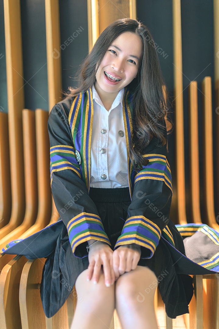 Aluna que aprenderam com sucesso estudam graduação