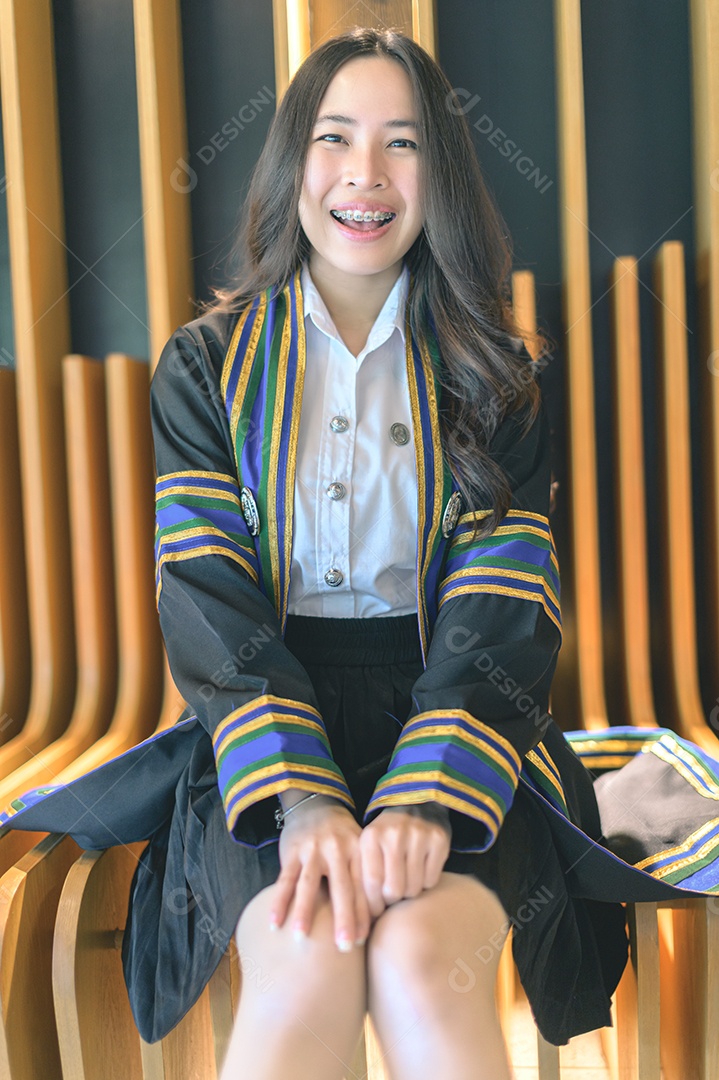 Aluna que aprenderam com sucesso estudam graduação