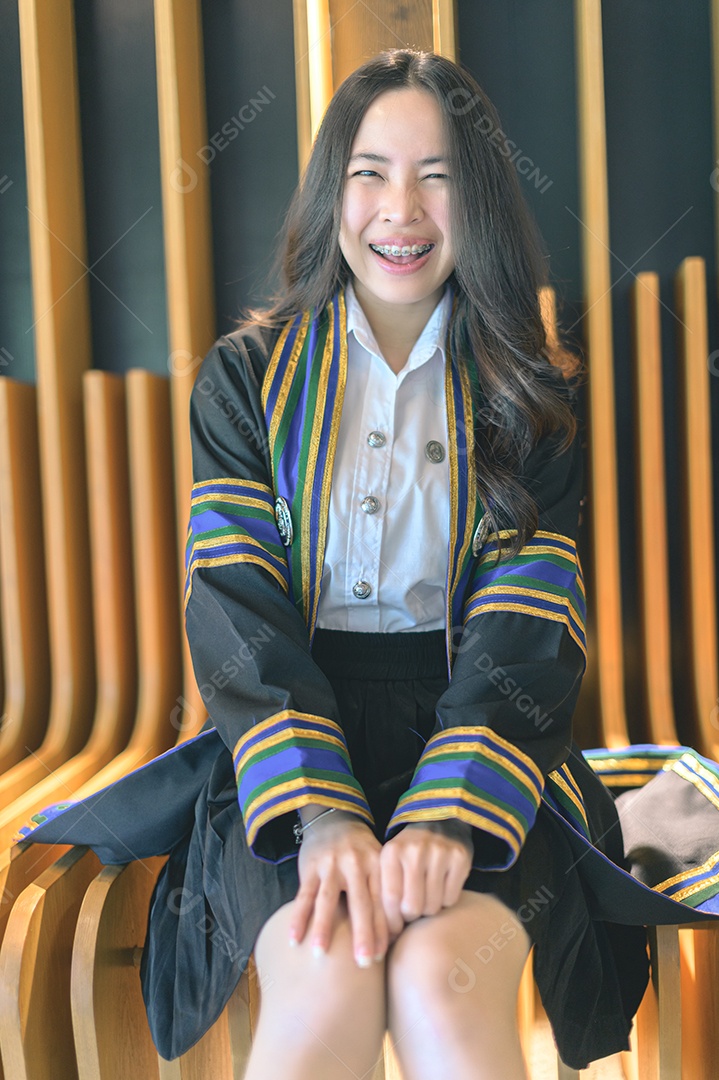 Aluna que aprenderam com sucesso estudam graduação