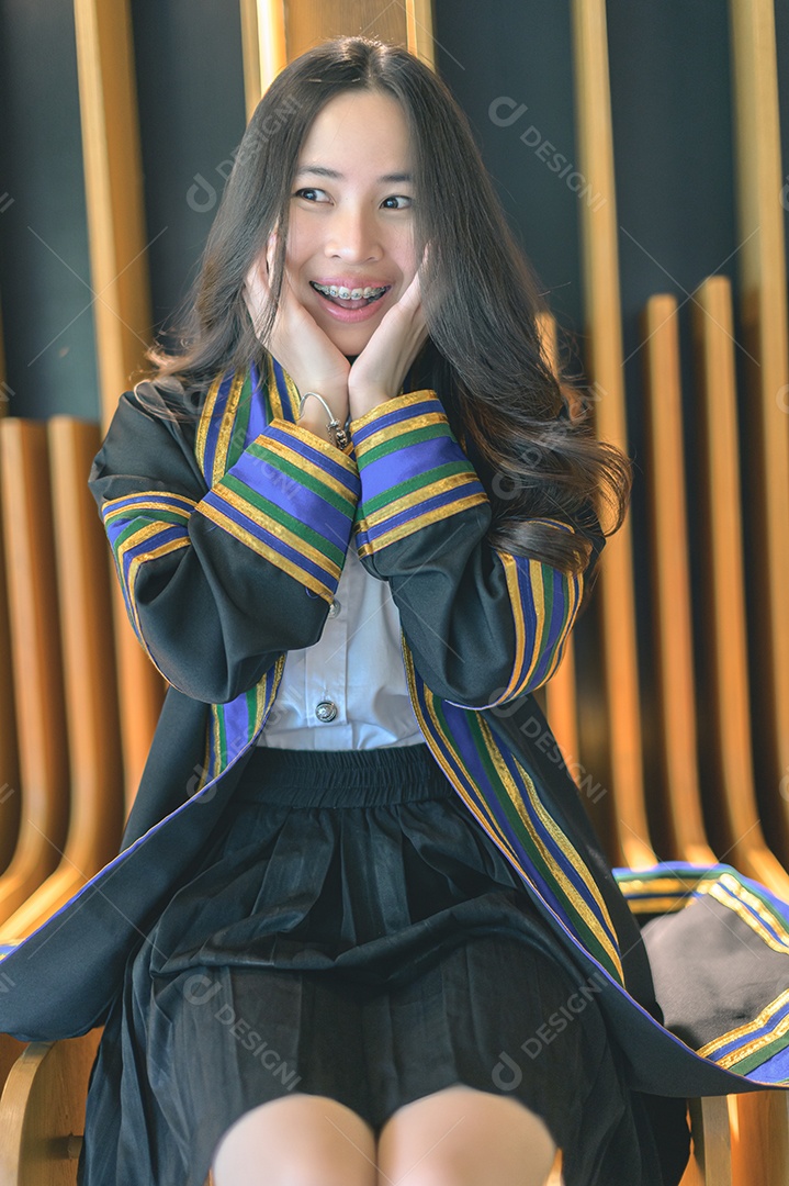 Aluna que aprenderam com sucesso estudam graduação