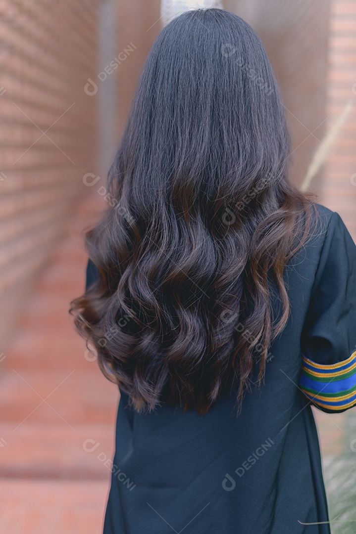 Aluna que aprenderam com sucesso estudam graduação