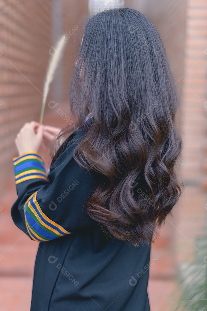 Aluna que aprenderam com sucesso estudam graduação