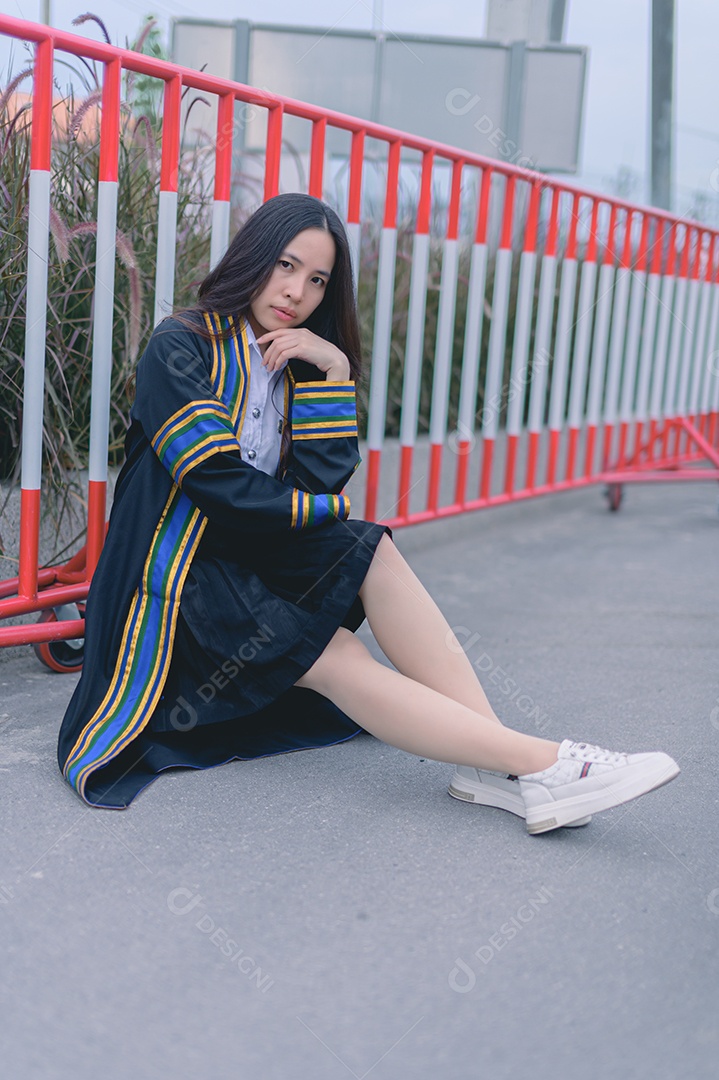 Aluna que aprenderam com sucesso estudam graduação