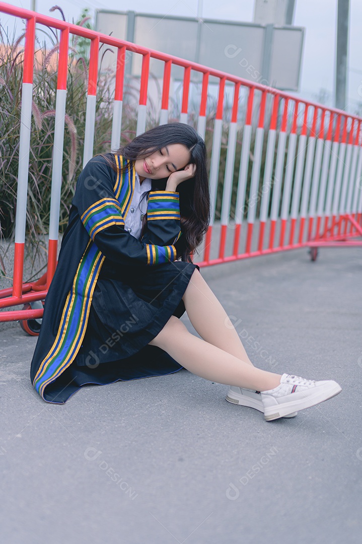 Aluna que aprenderam com sucesso estudam graduação