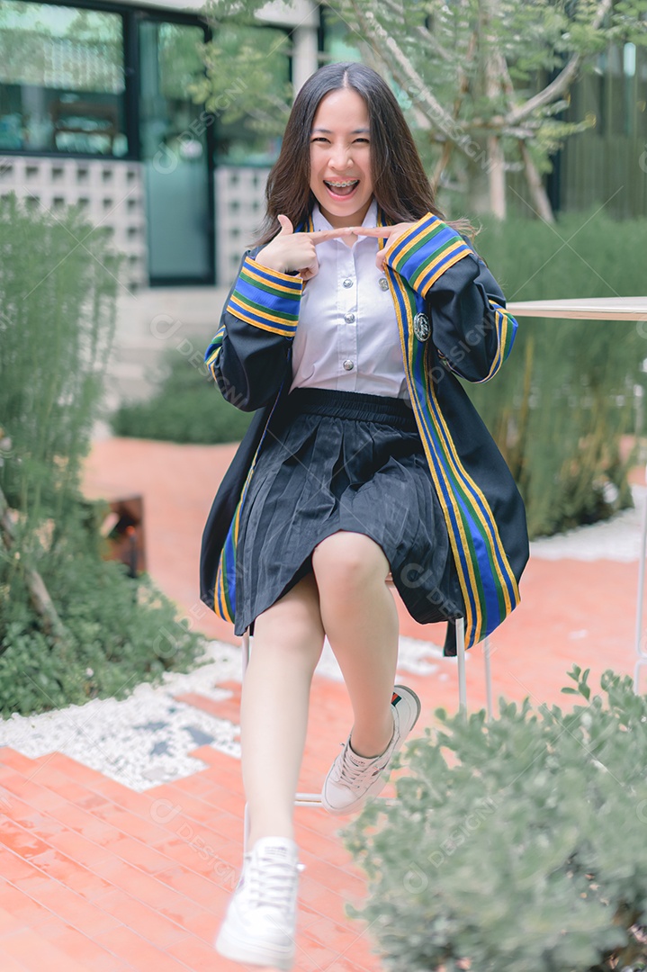 Aluna que aprenderam com sucesso estudam graduação