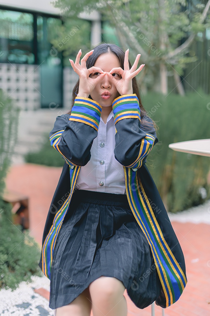 Aluna que aprenderam com sucesso estudam graduação