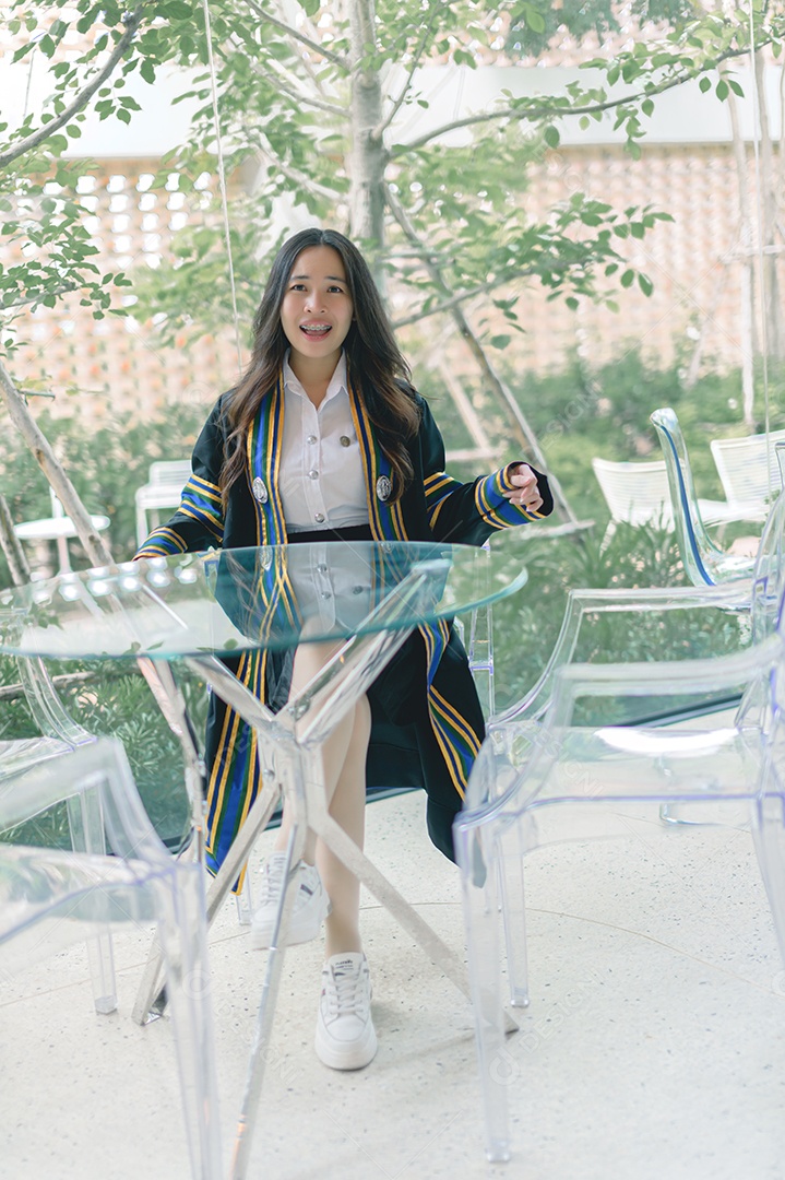 Aluna que aprenderam com sucesso estudam graduação