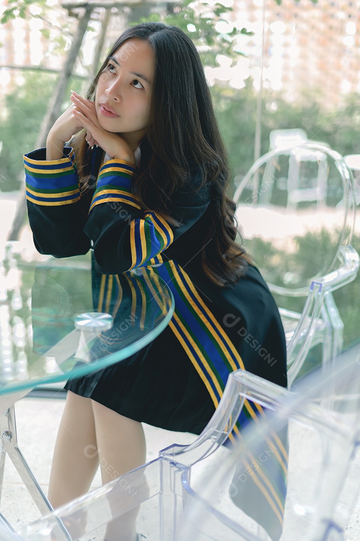 Aluna que aprenderam com sucesso estudam graduação