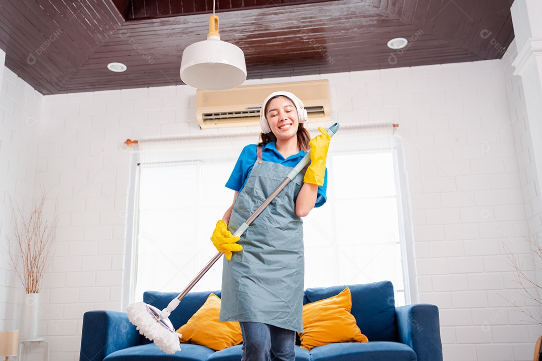 Trabalho doméstico ou serviço de limpeza doméstica