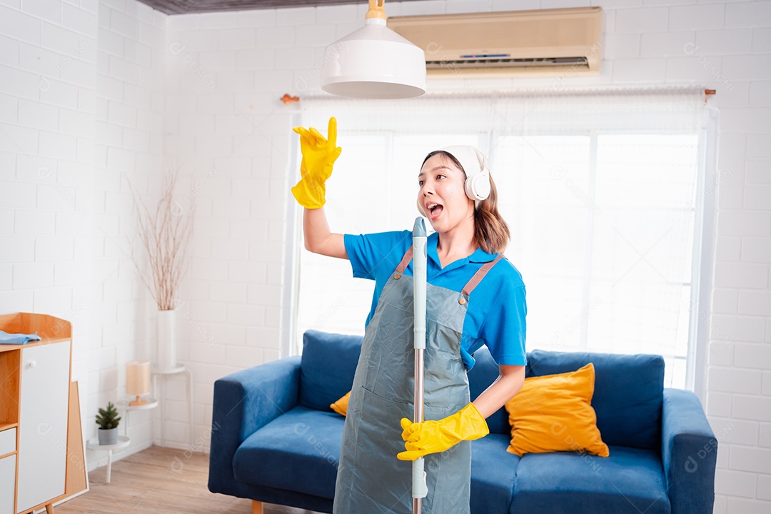 Trabalho doméstico ou serviço de limpeza doméstica