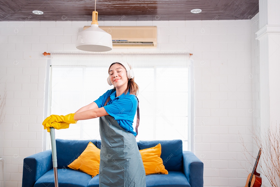 Trabalho doméstico ou serviço de limpeza doméstica