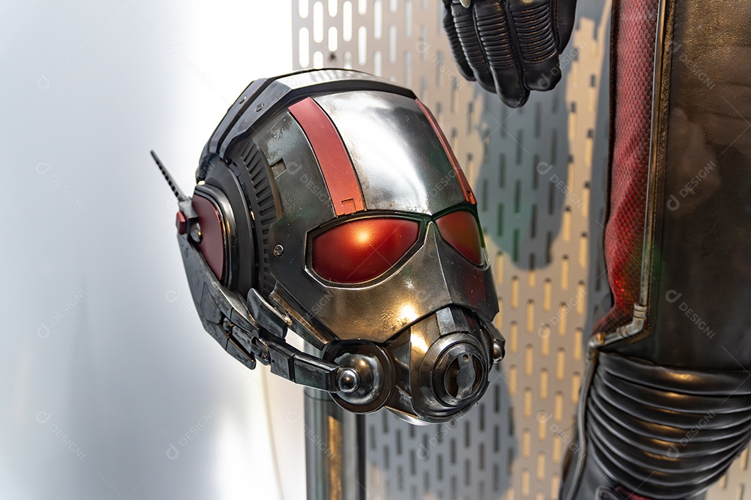 Capacete do Homem-Formiga