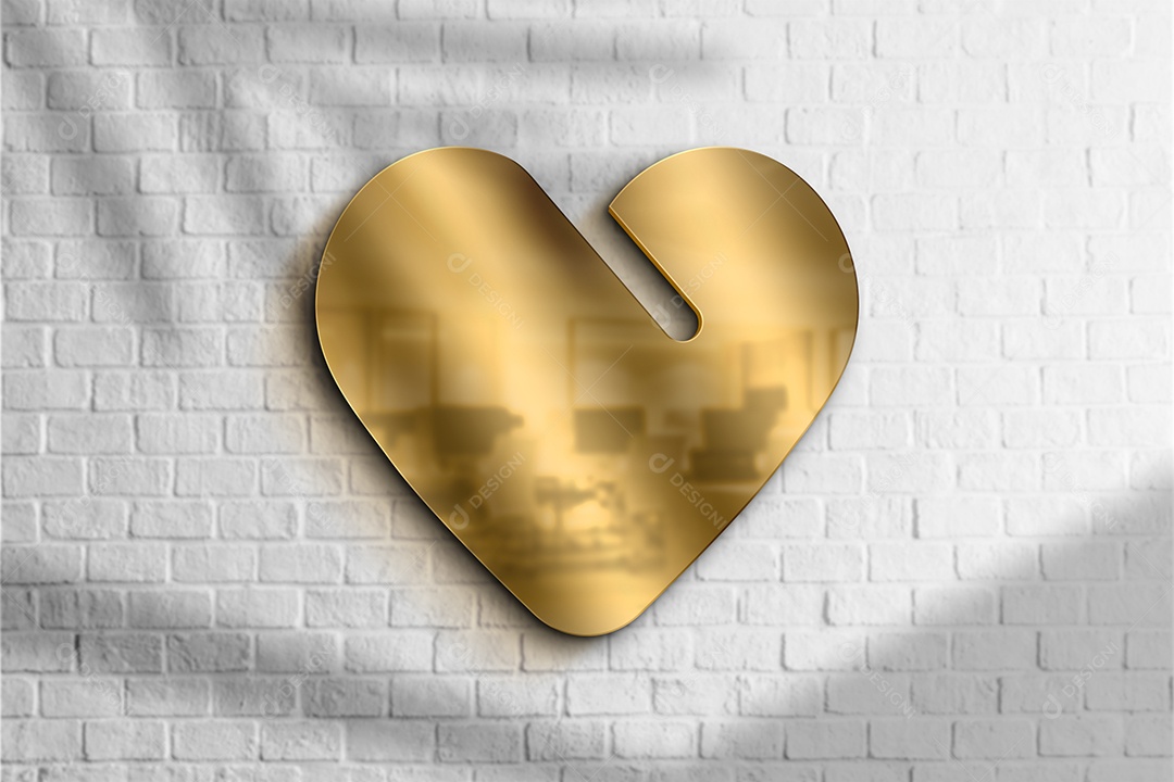 Coração Dourado Parede Branca Mockup PSD Editável