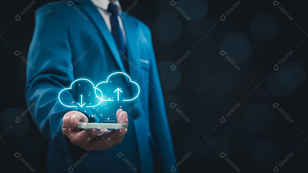 Conceito de computação em nuvem, conecte informações e tecnologia de equipamentos de comunicação com ícone de computação e tecnologia em nuvem.