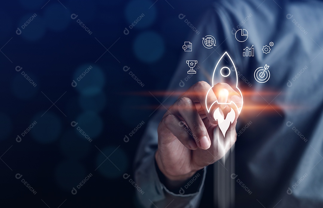 Homem jovem empresário em seu escritório