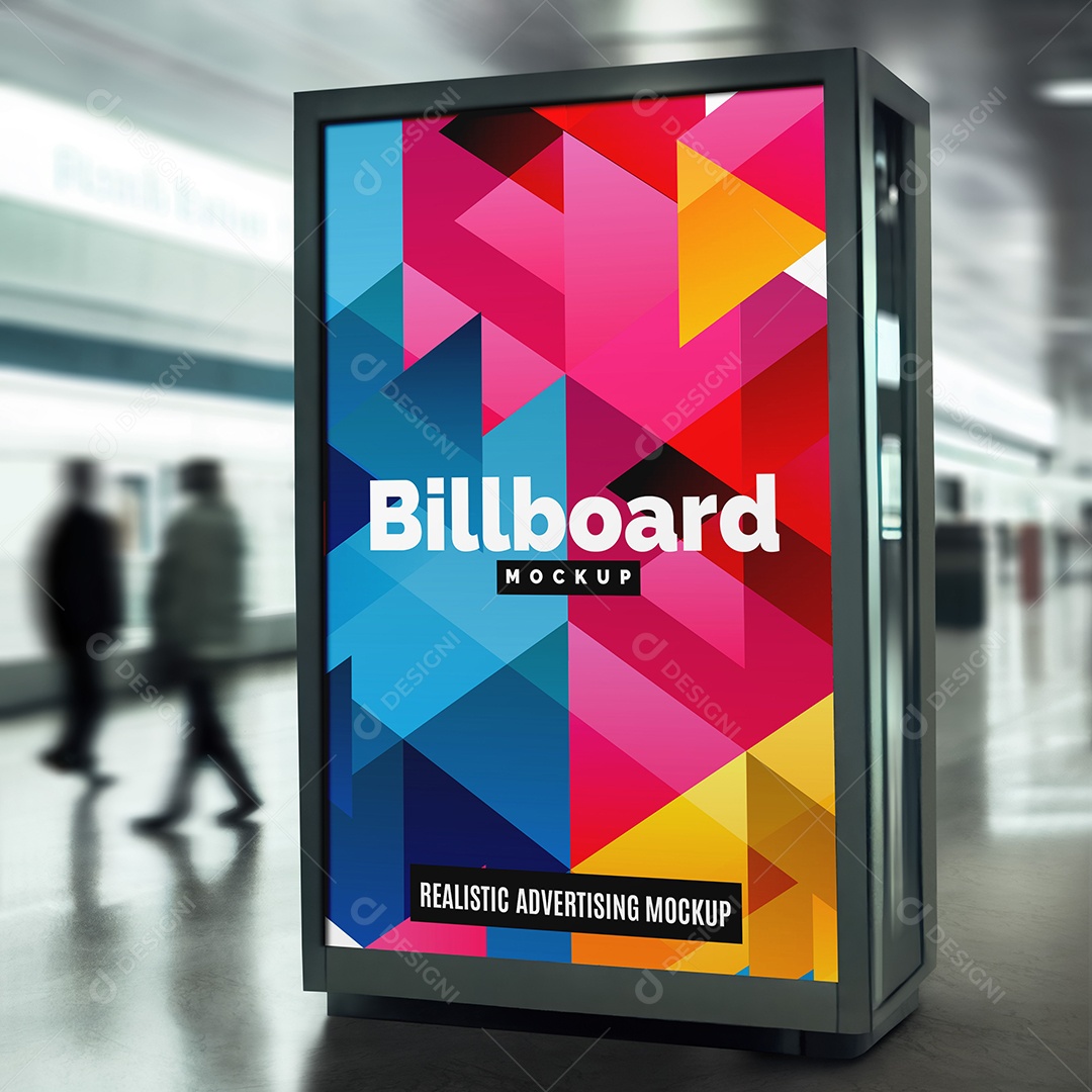 Mockup Com Pessoas ao Fundo Em Uma Estação Outdoor Publicitário PSD Editável