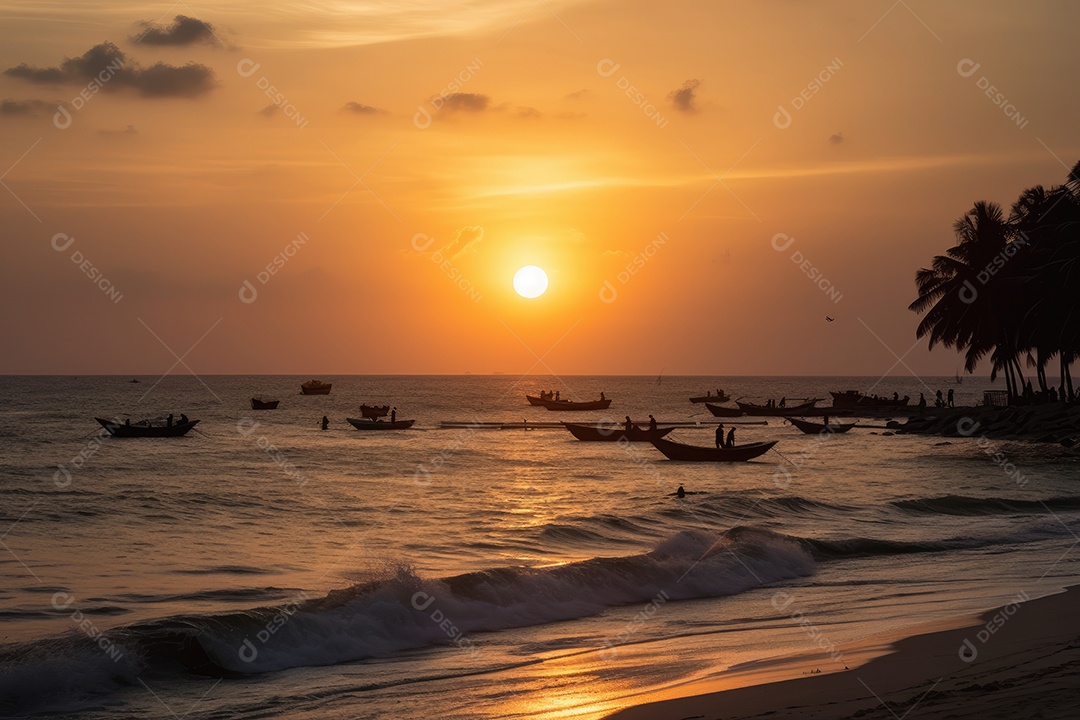 Praia dourada, mar calmo, gente brincando. Felicidade à beira-mar.