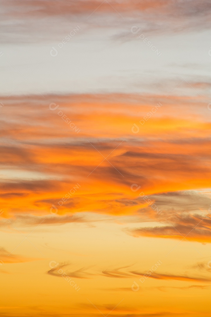 Nascer do sol na Pedra do Arpoador, no Rio de Janeiro.