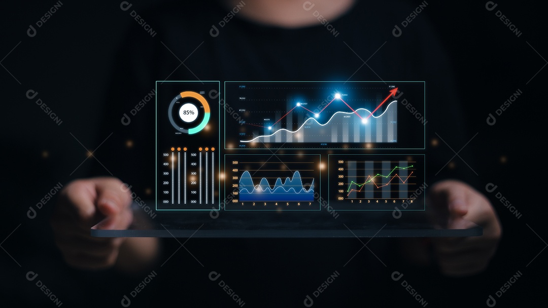 Analista de dados trabalhando em dashboard de business analytics com gráficos