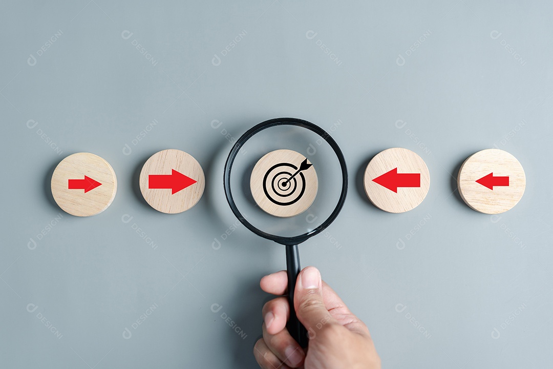 Homem jovem empresário em seu escritório