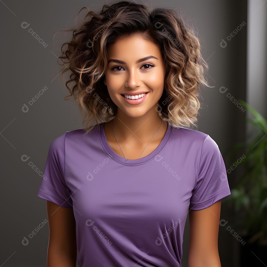 Linda mulher representando campanha de agosto lilás