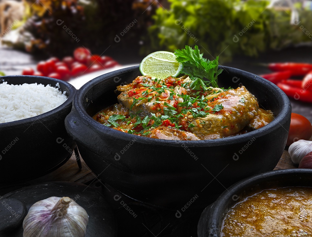 Moqueca de peixe e camarão