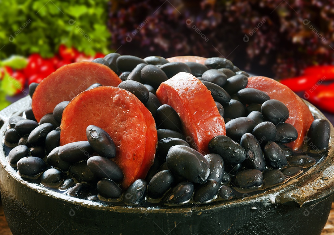 Feijoada com calabresa