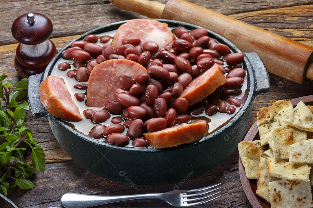 Feijoada tradicional