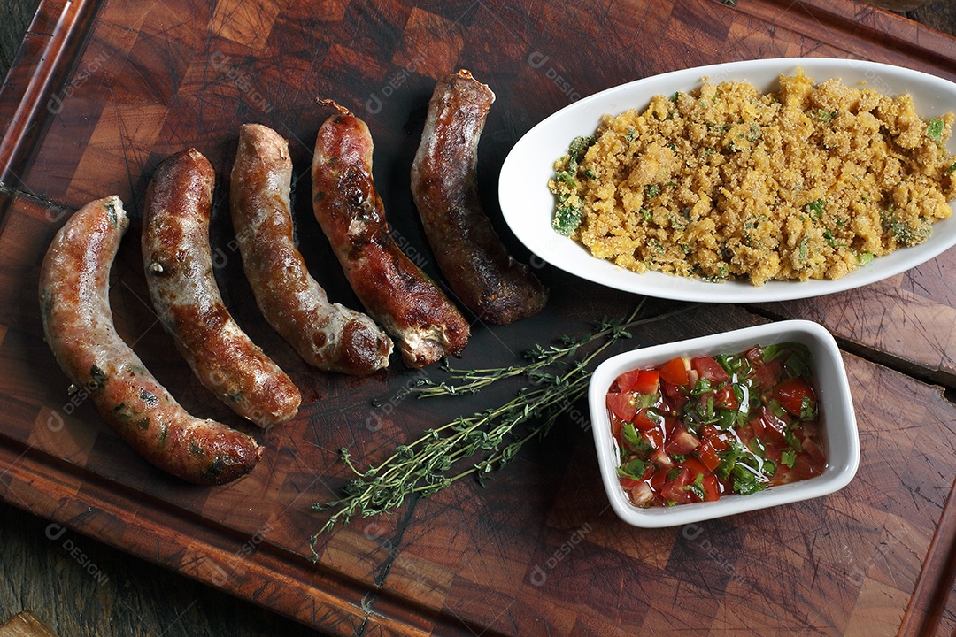 Deliciosas linguiças assadas