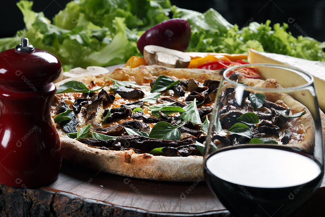 Deliciosa pizza de cogumelos