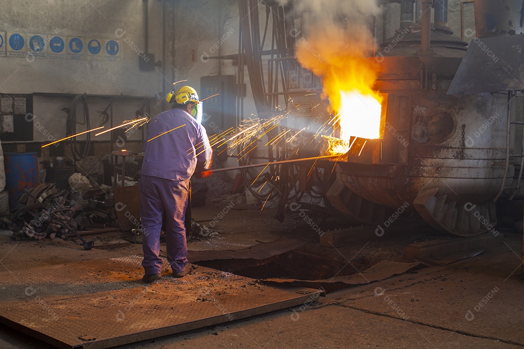 Fabrica industrial de aço e ferro